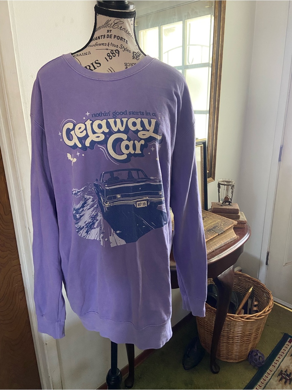 Taylor Swift Getaway Car Graphic Crewneck Sweater - Purple